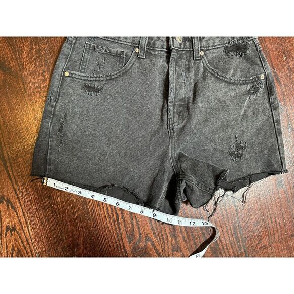 Wild Fable Super High Rise Cut Off Shorts Black Denim Size 4 - Picture 8 of 11